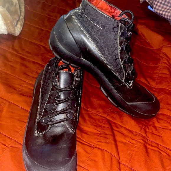 Coach boots